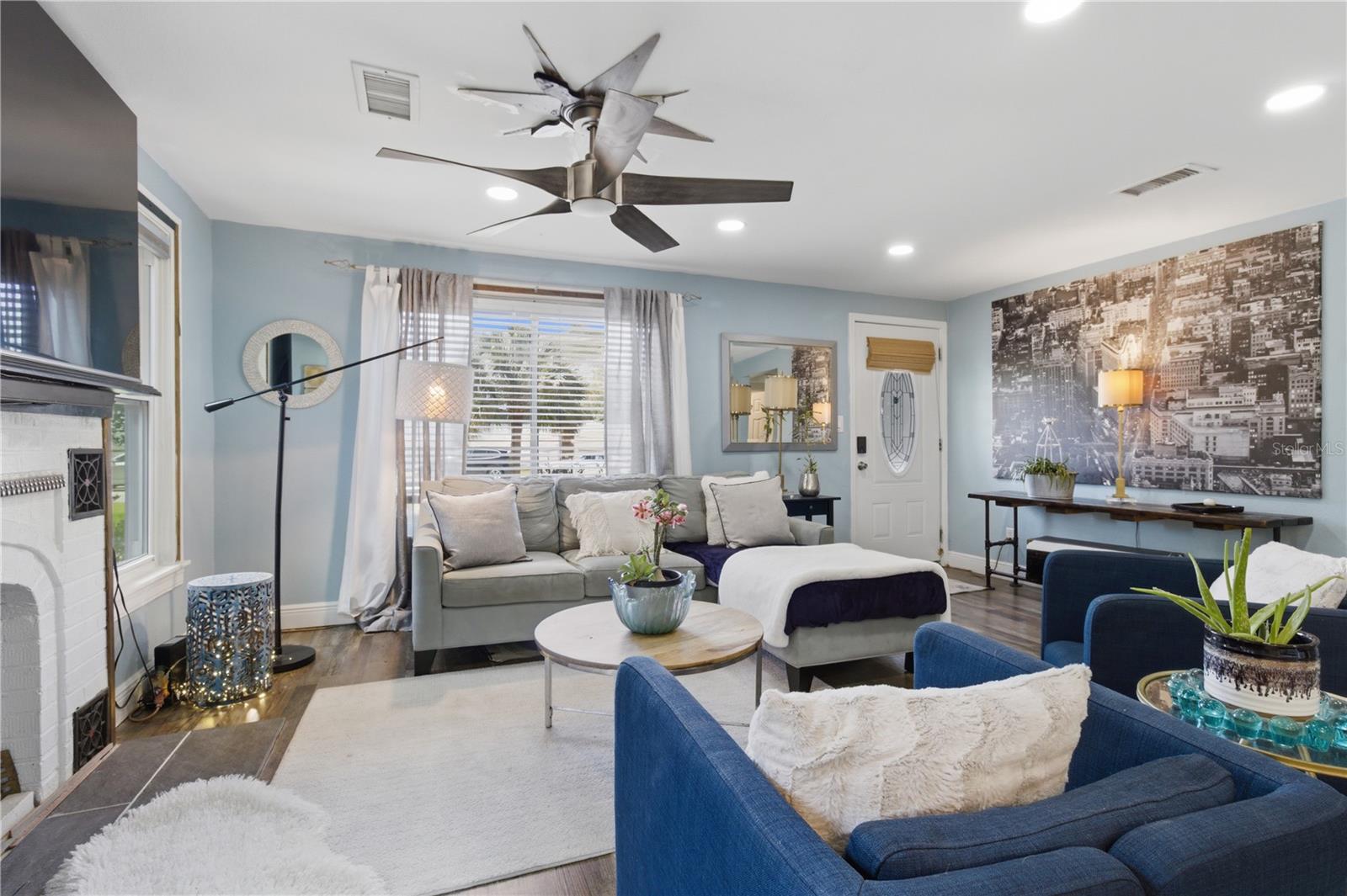 Image 8 of 31 For 4831 Fairfield Avenue S