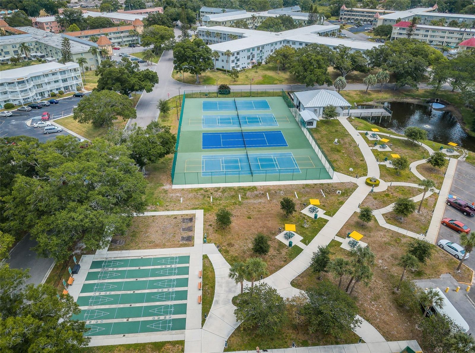Image 84 of 100 For 2361 Jamaican Street 25