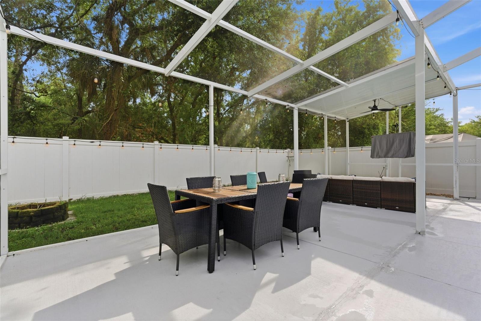 Image 25 of 41 For 5805 Meadowpark Place