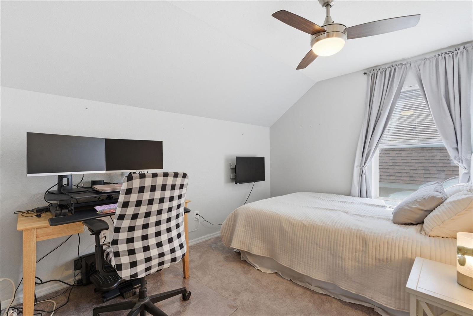 Image 30 of 41 For 5805 Meadowpark Place