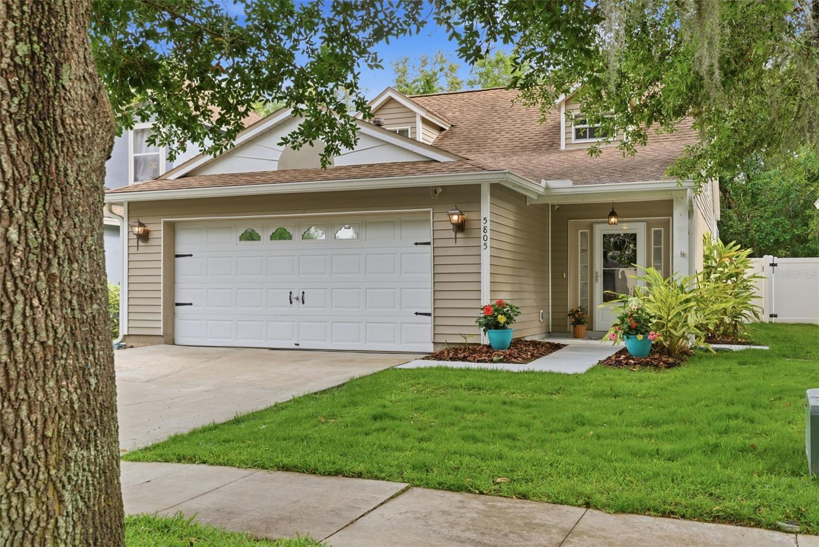 Image 6 of 41 For 5805 Meadowpark Place