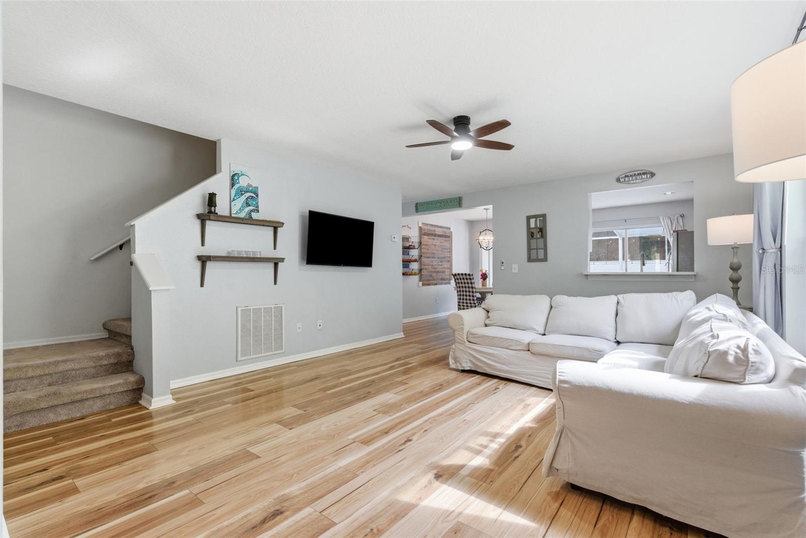 Image 9 of 41 For 5805 Meadowpark Place