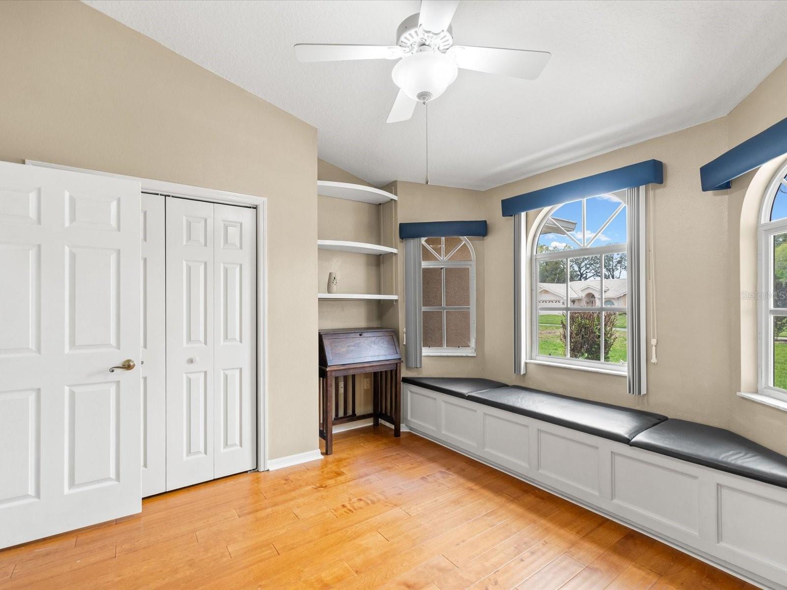 Image 21 of 63 For 18602 Winding Oaks Boulevard