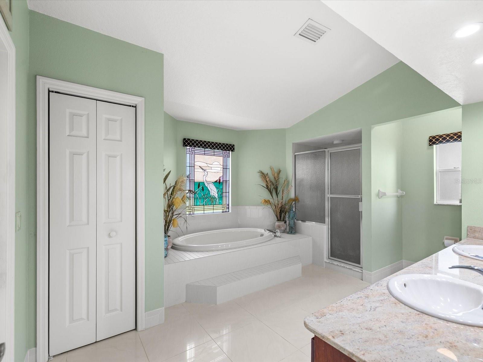 Image 28 of 63 For 18602 Winding Oaks Boulevard