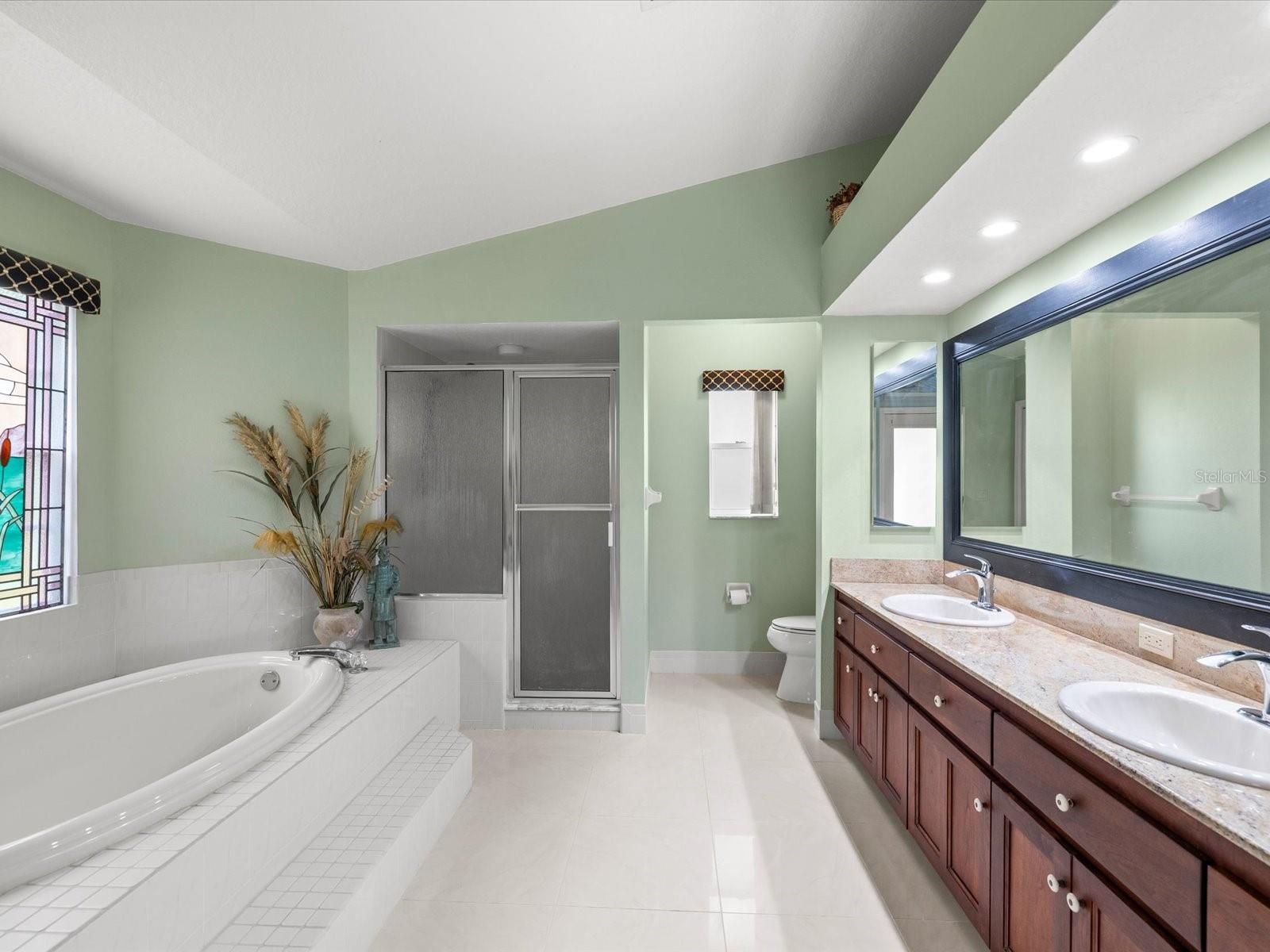 Image 29 of 63 For 18602 Winding Oaks Boulevard