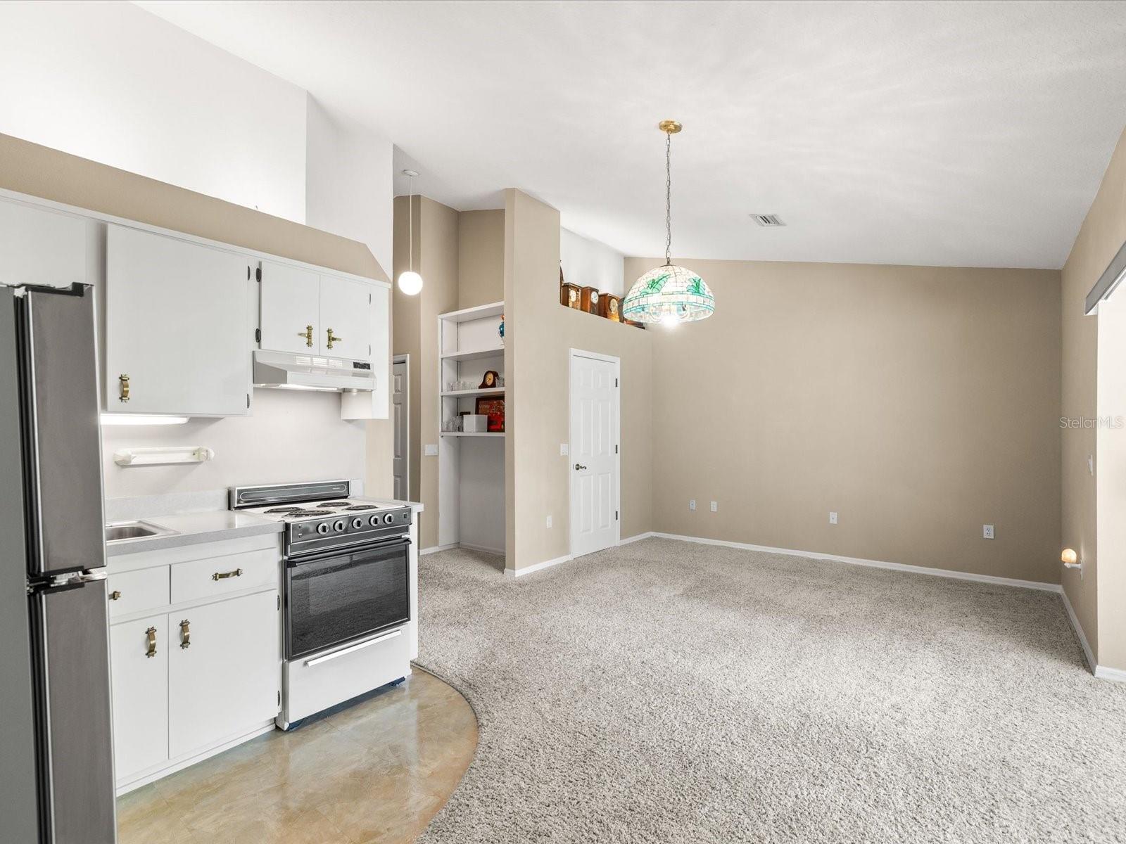 Image 34 of 63 For 18602 Winding Oaks Boulevard