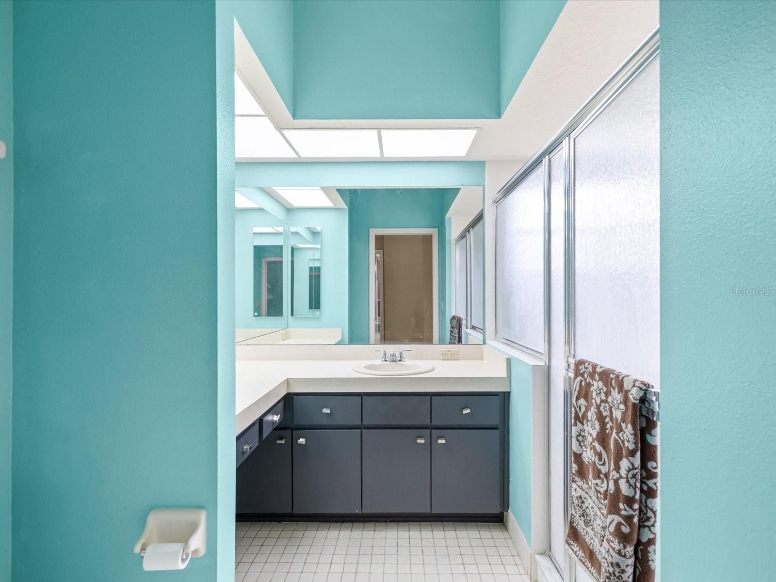 Image 38 of 63 For 18602 Winding Oaks Boulevard