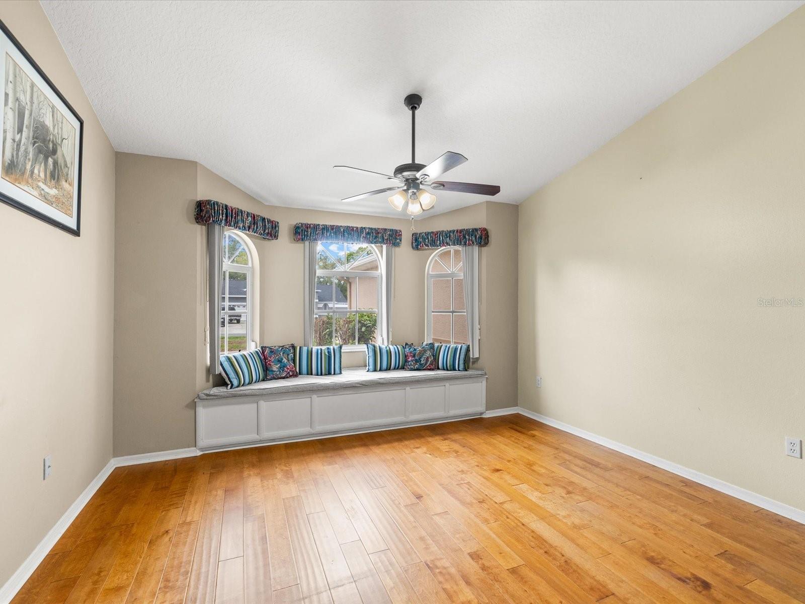 Image 9 of 63 For 18602 Winding Oaks Boulevard