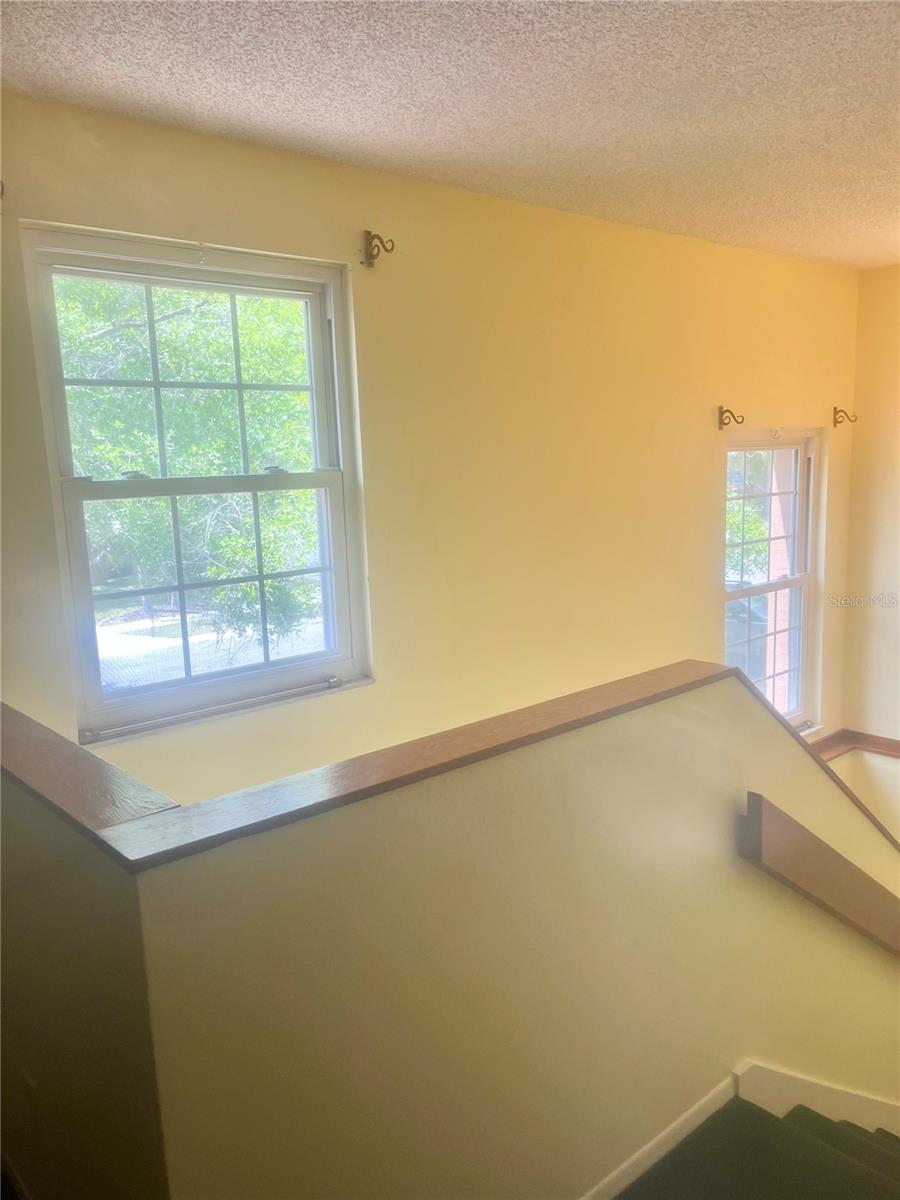 Image 22 of 53 For 16851 Le Clare Shores Drive