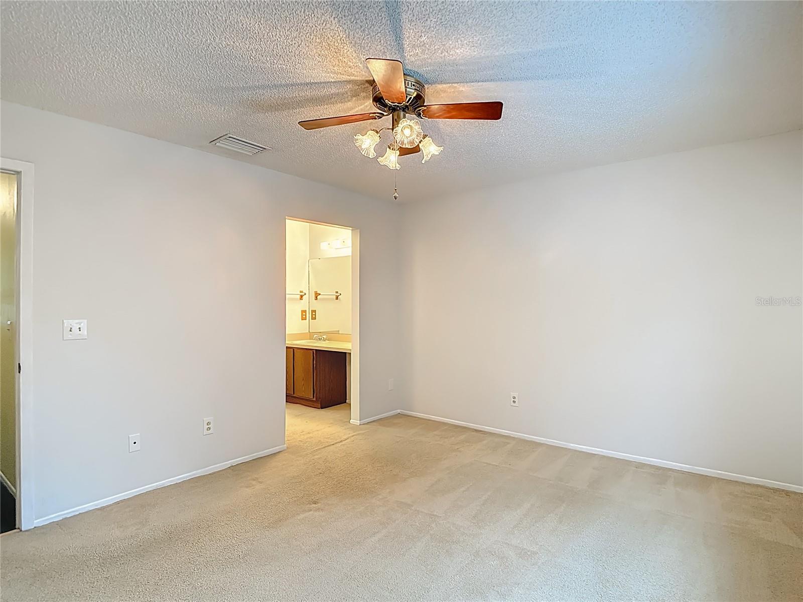 Image 31 of 53 For 16851 Le Clare Shores Drive