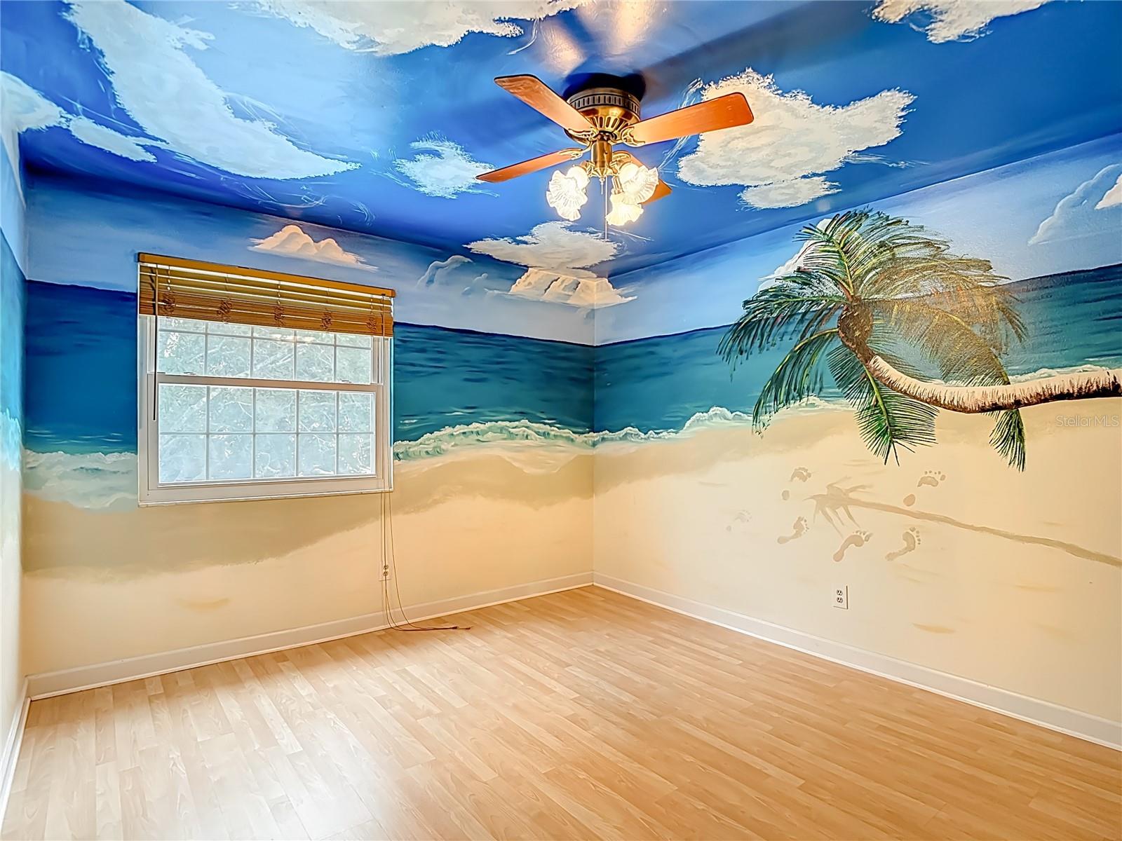 Image 36 of 53 For 16851 Le Clare Shores Drive