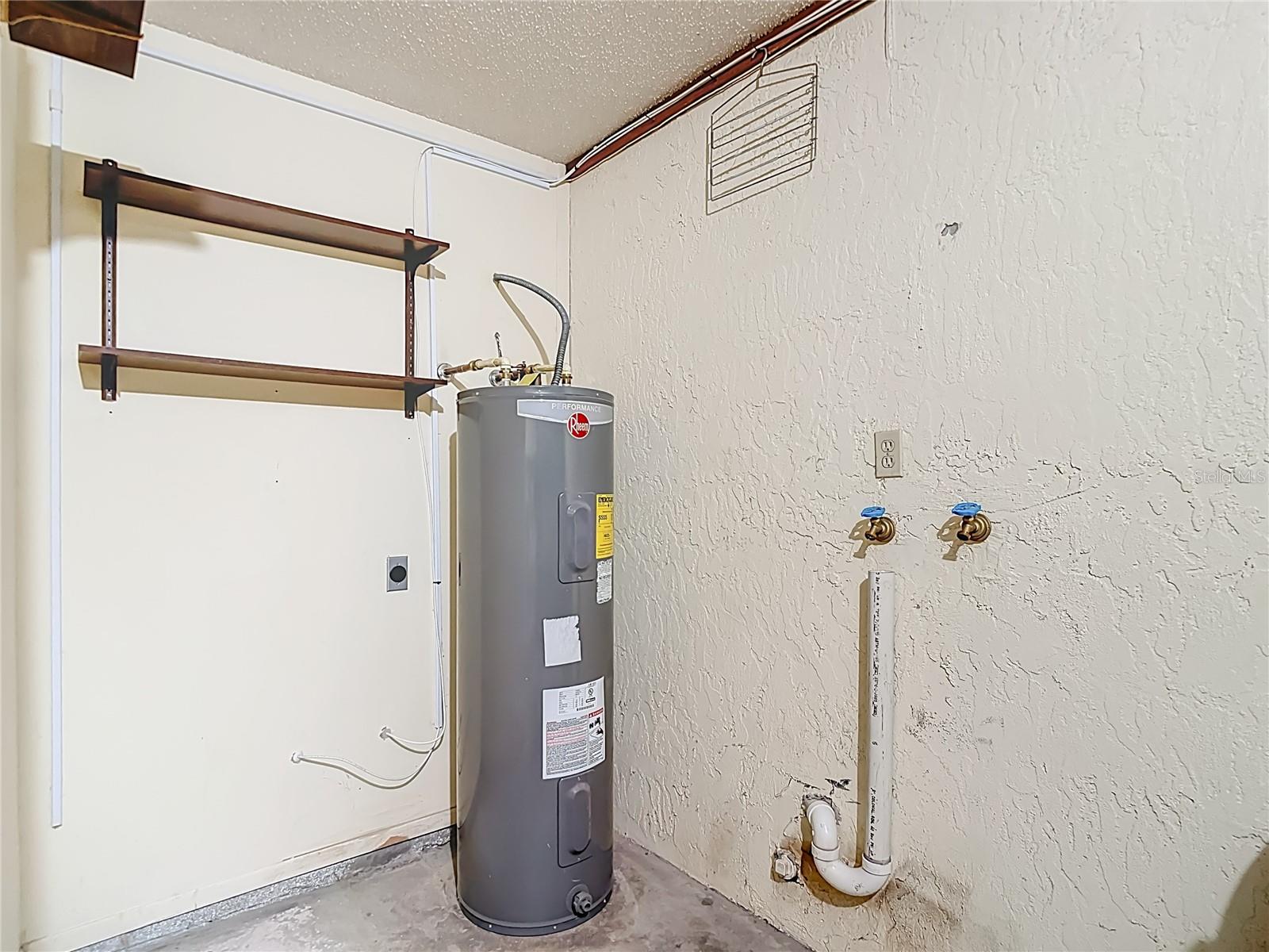 Image 38 of 53 For 16851 Le Clare Shores Drive