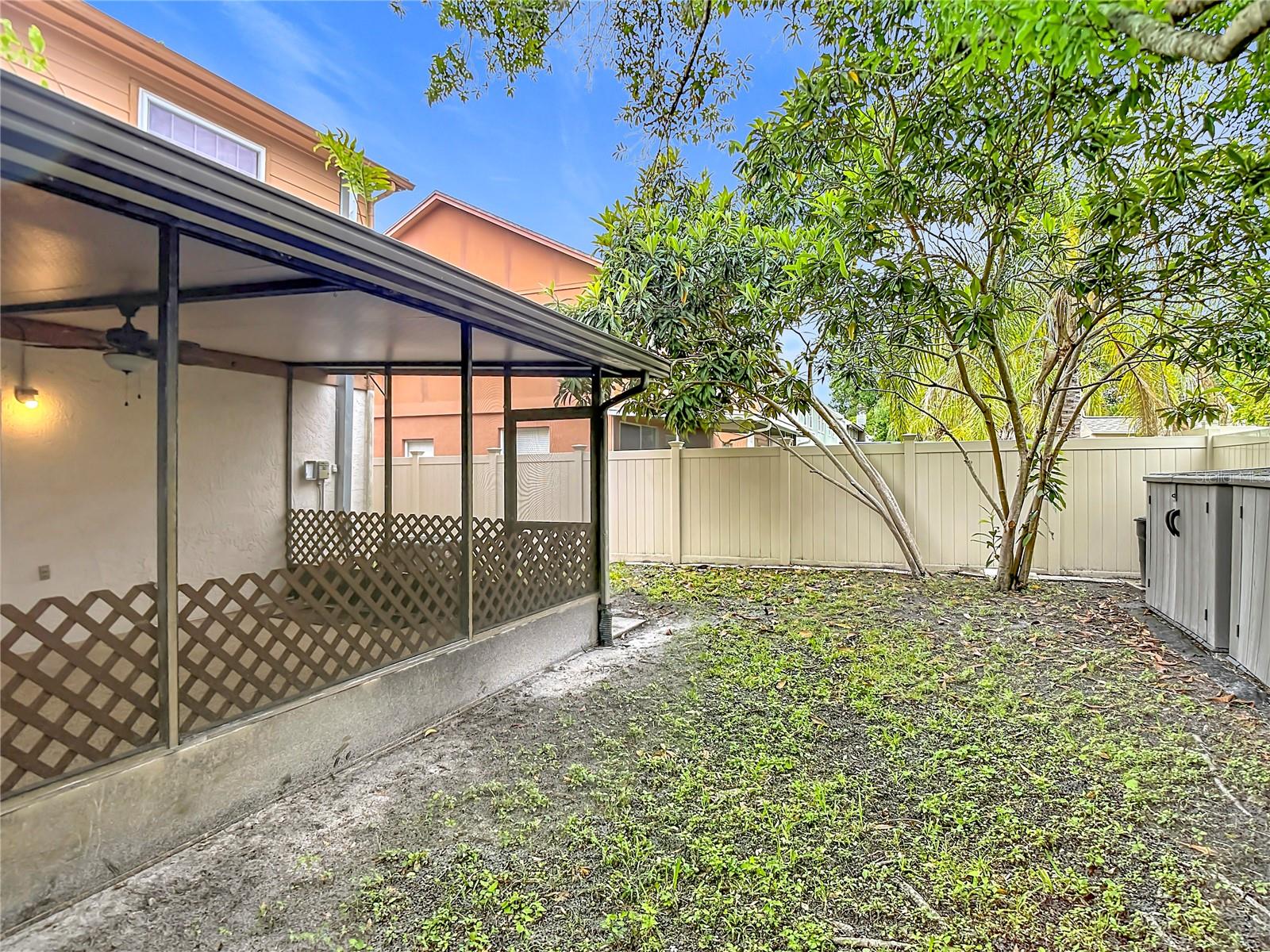 Image 43 of 53 For 16851 Le Clare Shores Drive