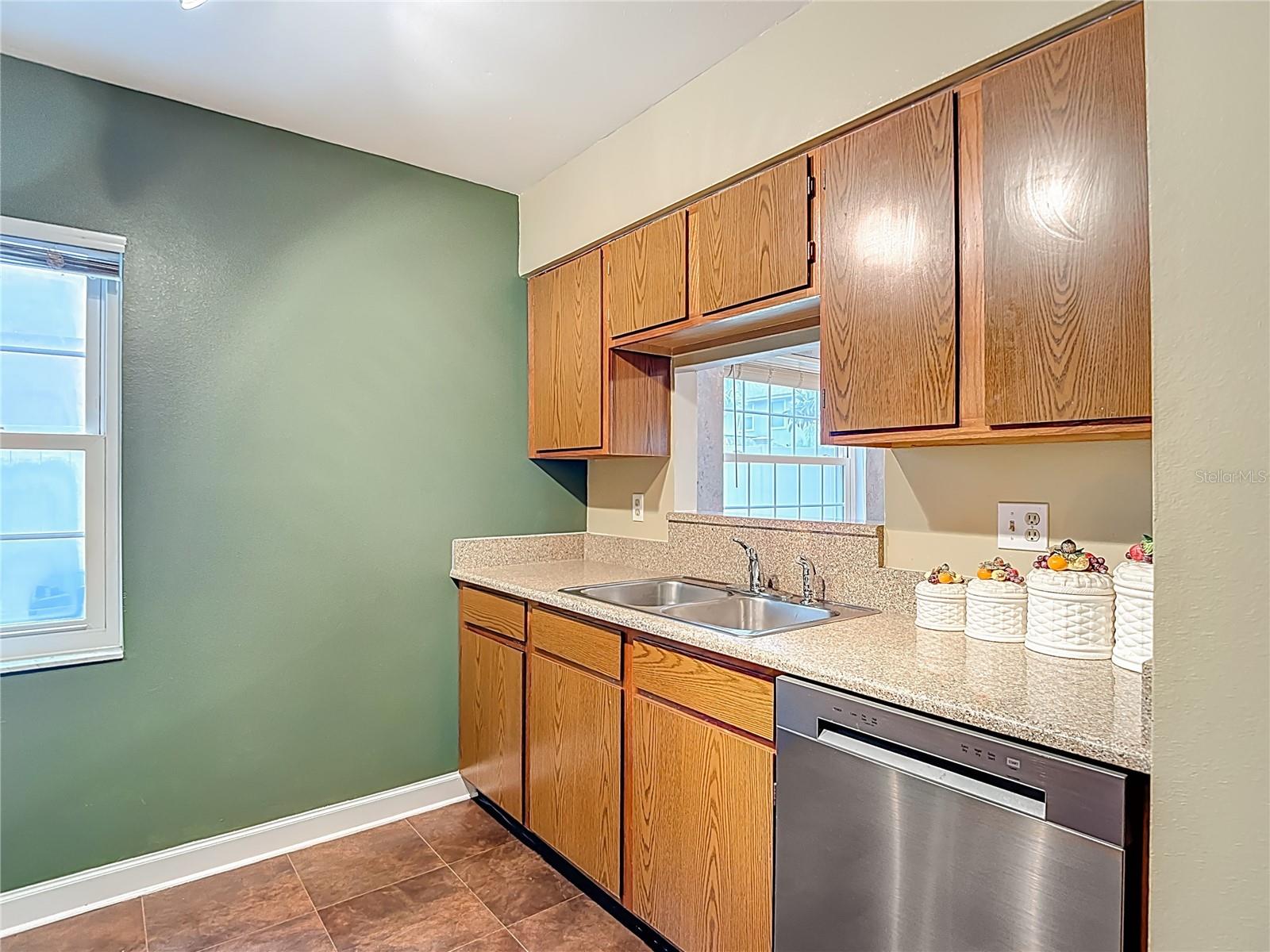 Image 8 of 53 For 16851 Le Clare Shores Drive