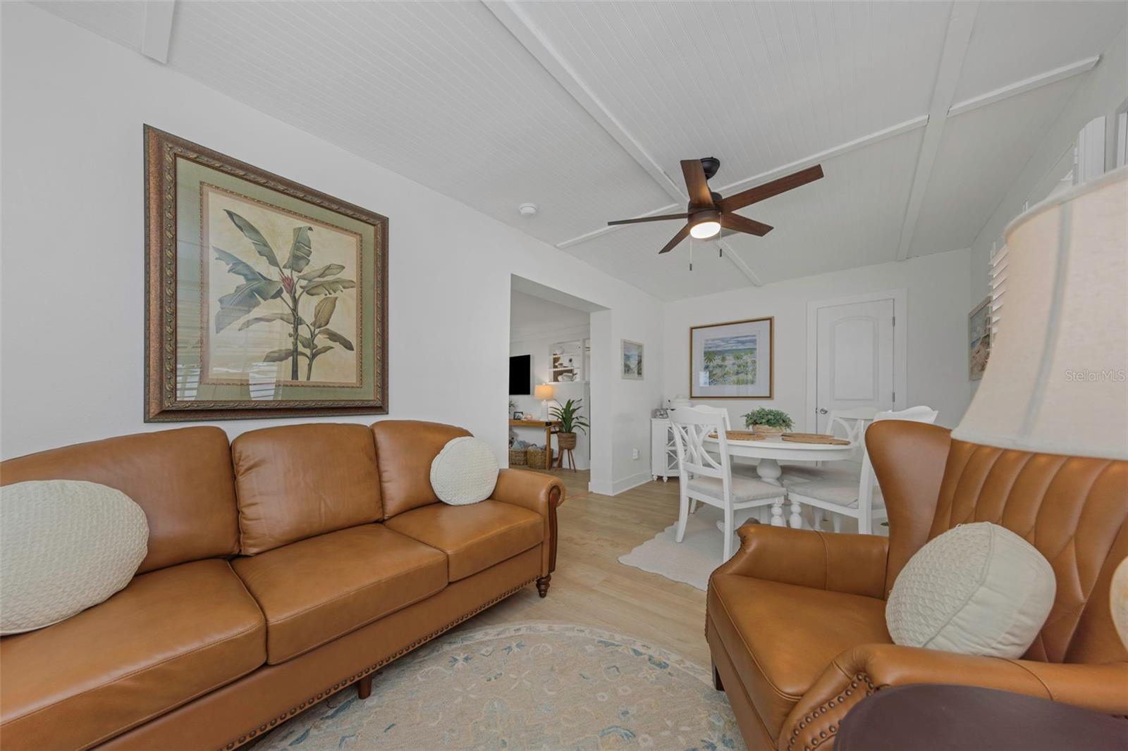 Image 12 of 42 For 550 80th Avenue