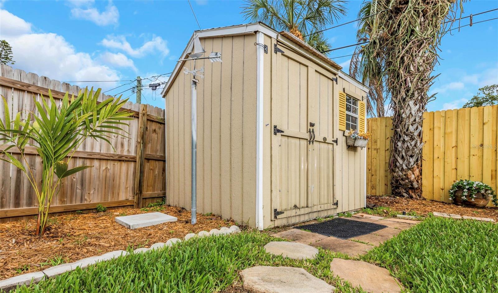 Image 36 of 42 For 550 80th Avenue