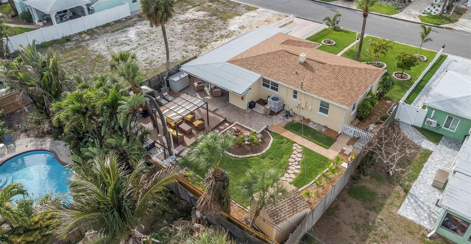 Image 40 of 42 For 550 80th Avenue