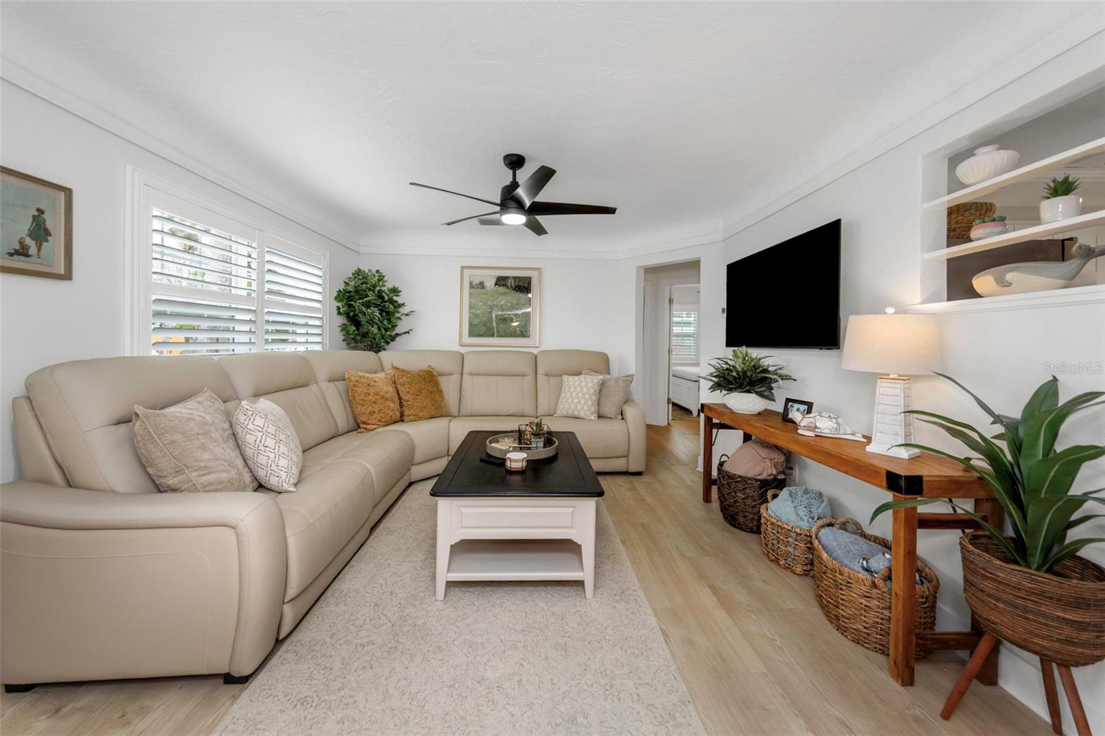 Image 6 of 42 For 550 80th Avenue