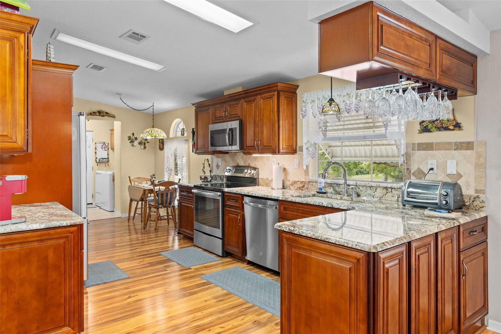 Image 12 of 56 For 7340 Devine Avenue