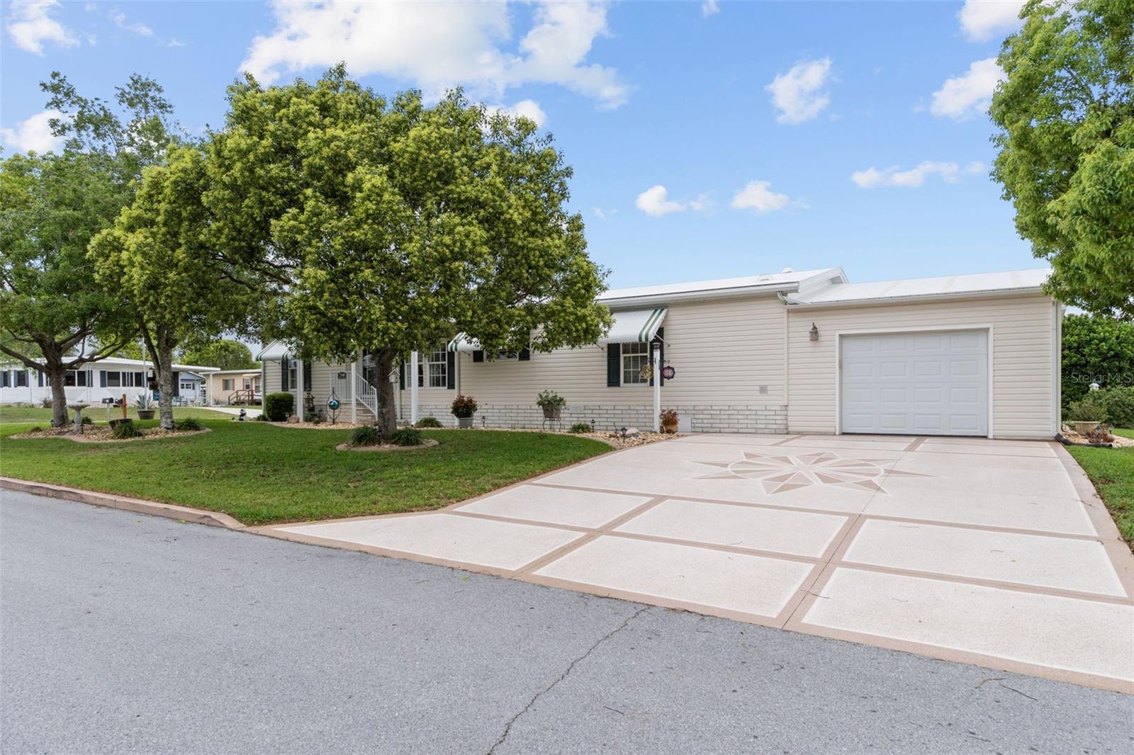 Image 3 of 56 For 7340 Devine Avenue