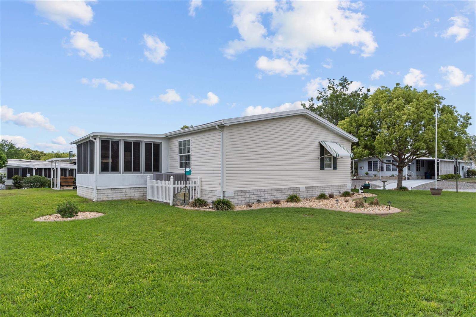 Image 44 of 56 For 7340 Devine Avenue