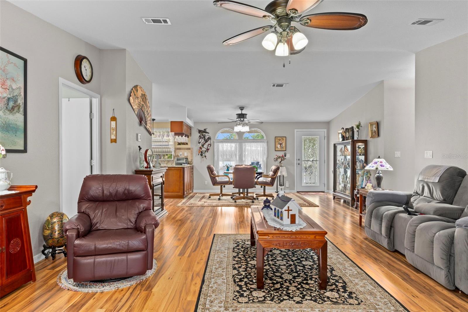 Image 9 of 56 For 7340 Devine Avenue