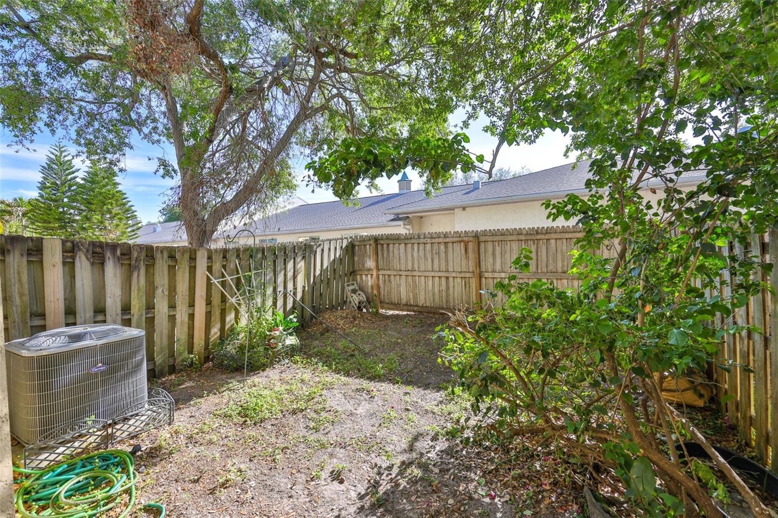 Image 20 of 48 For 6400 46th Avenue N 71