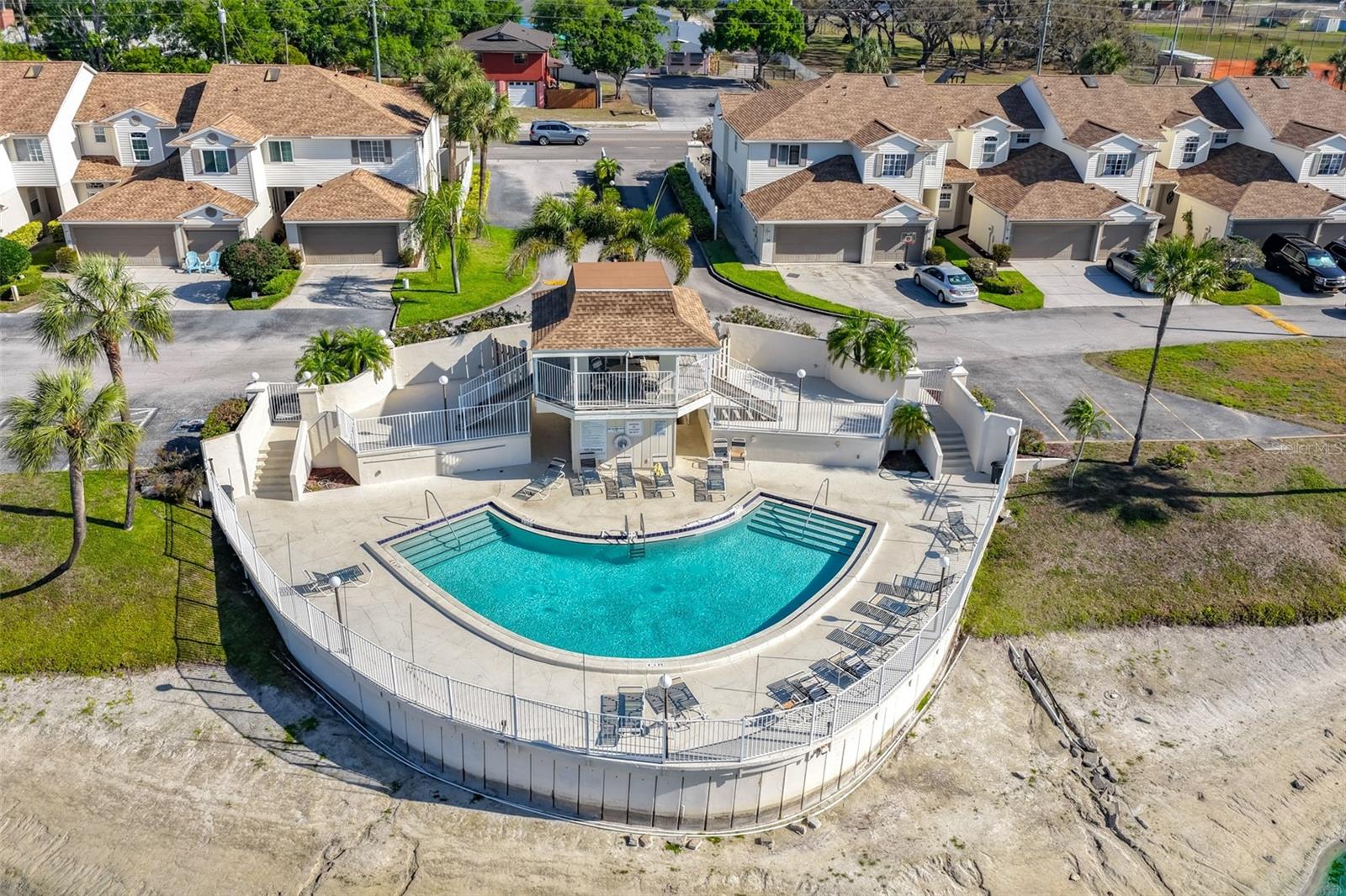 Image 41 of 48 For 6400 46th Avenue N 71