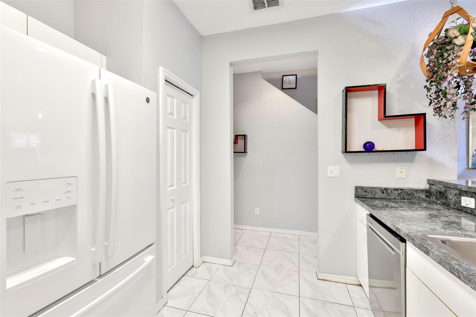 Image 8 of 48 For 6400 46th Avenue N 71