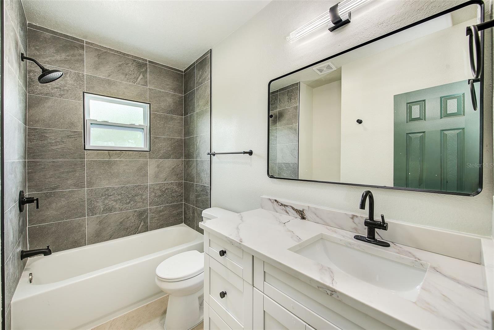 Image 15 of 35 For 206 Macdill Avenue