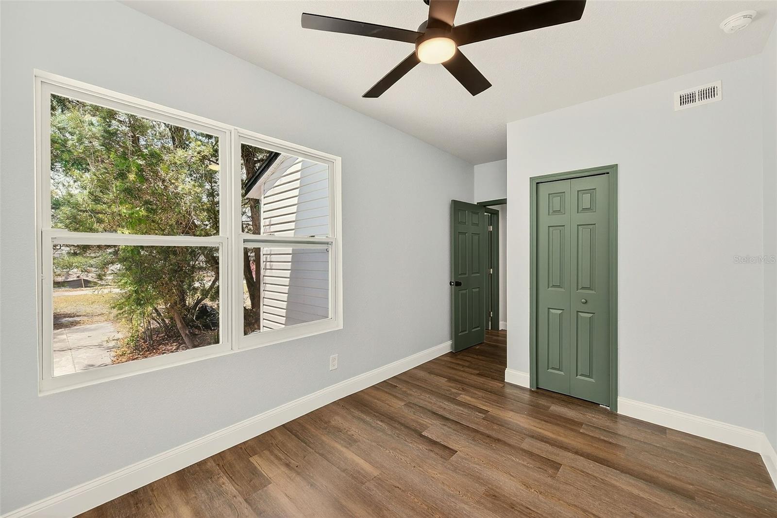 Image 17 of 35 For 206 Macdill Avenue