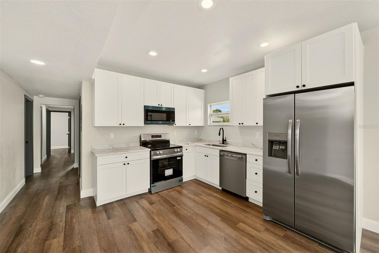 Image 2 of 35 For 206 Macdill Avenue