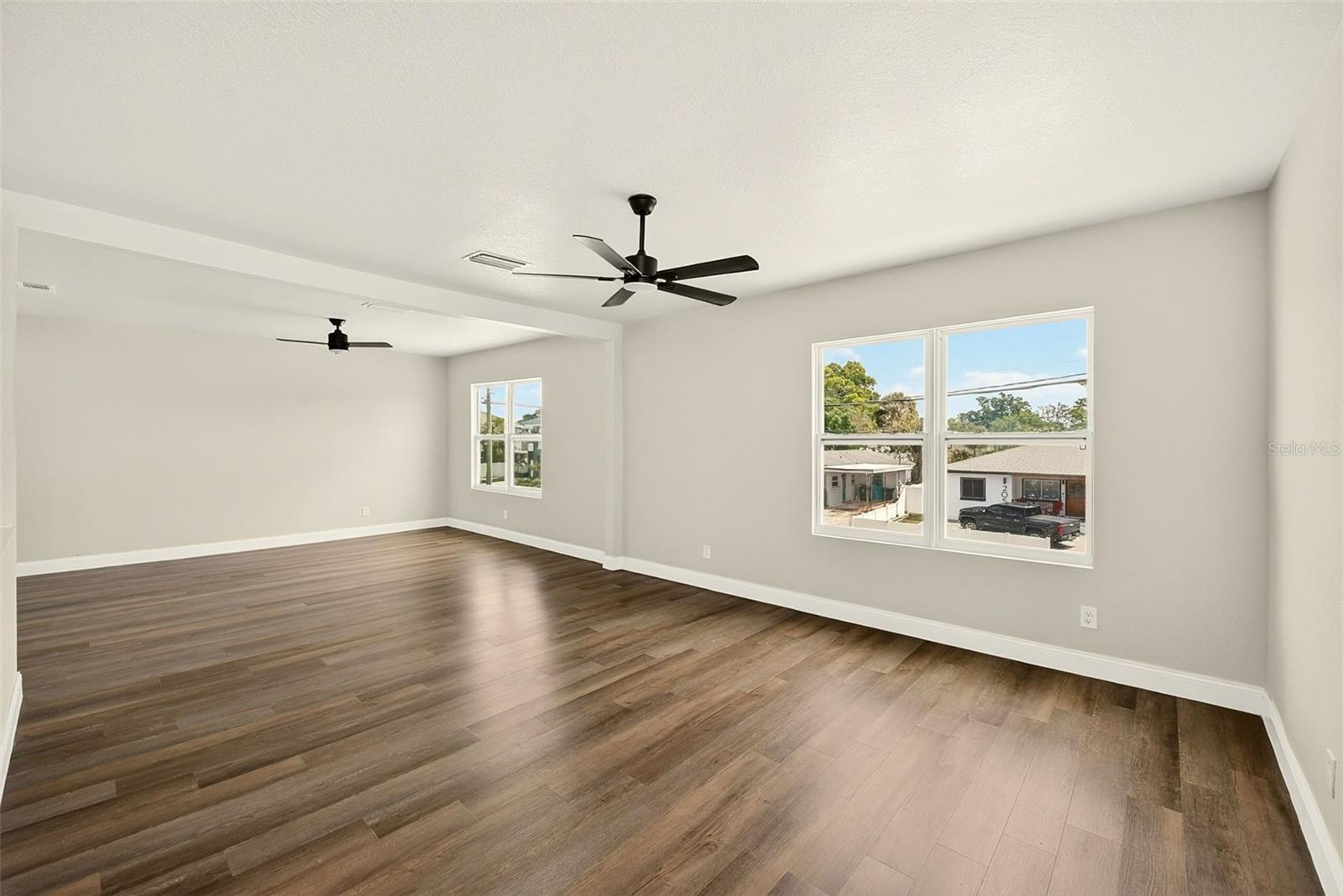 Image 20 of 35 For 206 Macdill Avenue