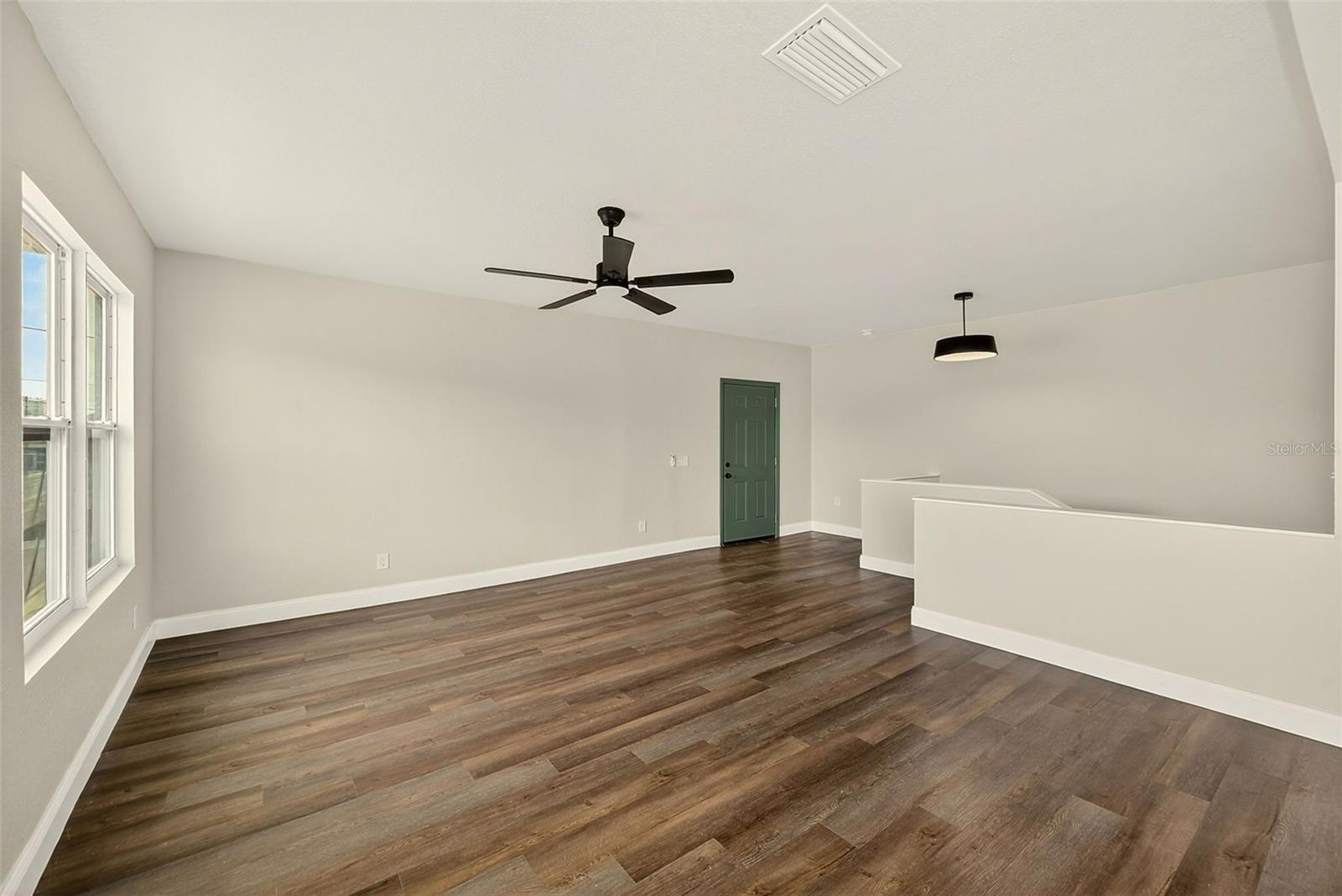 Image 22 of 35 For 206 Macdill Avenue