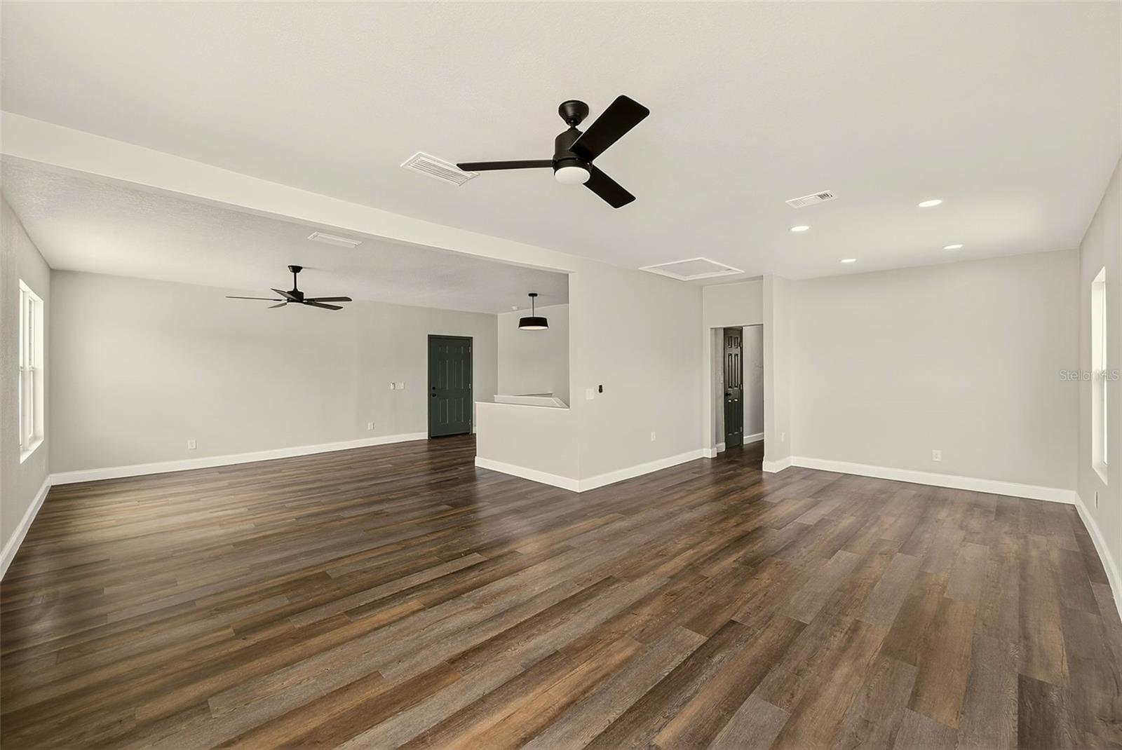 Image 24 of 35 For 206 Macdill Avenue