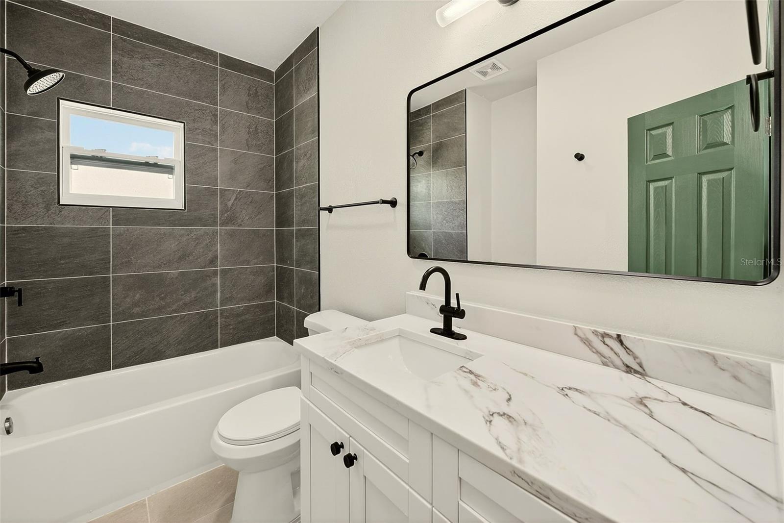 Image 28 of 35 For 206 Macdill Avenue