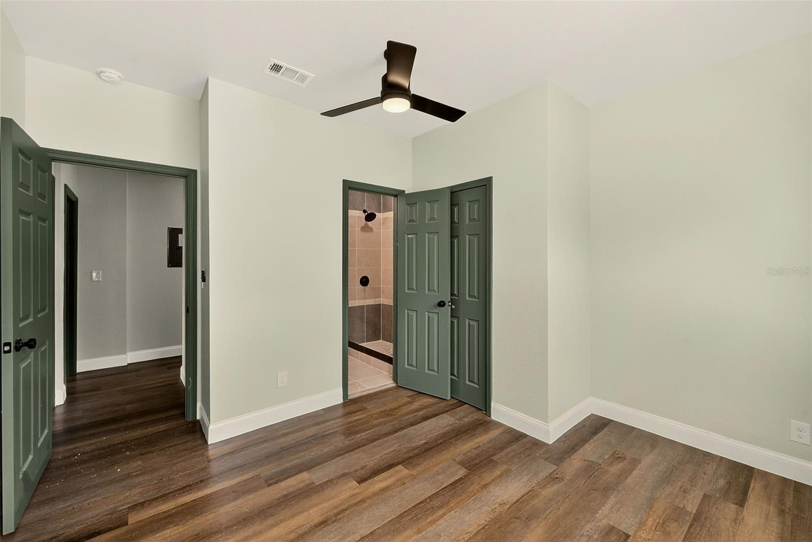 Image 32 of 35 For 206 Macdill Avenue