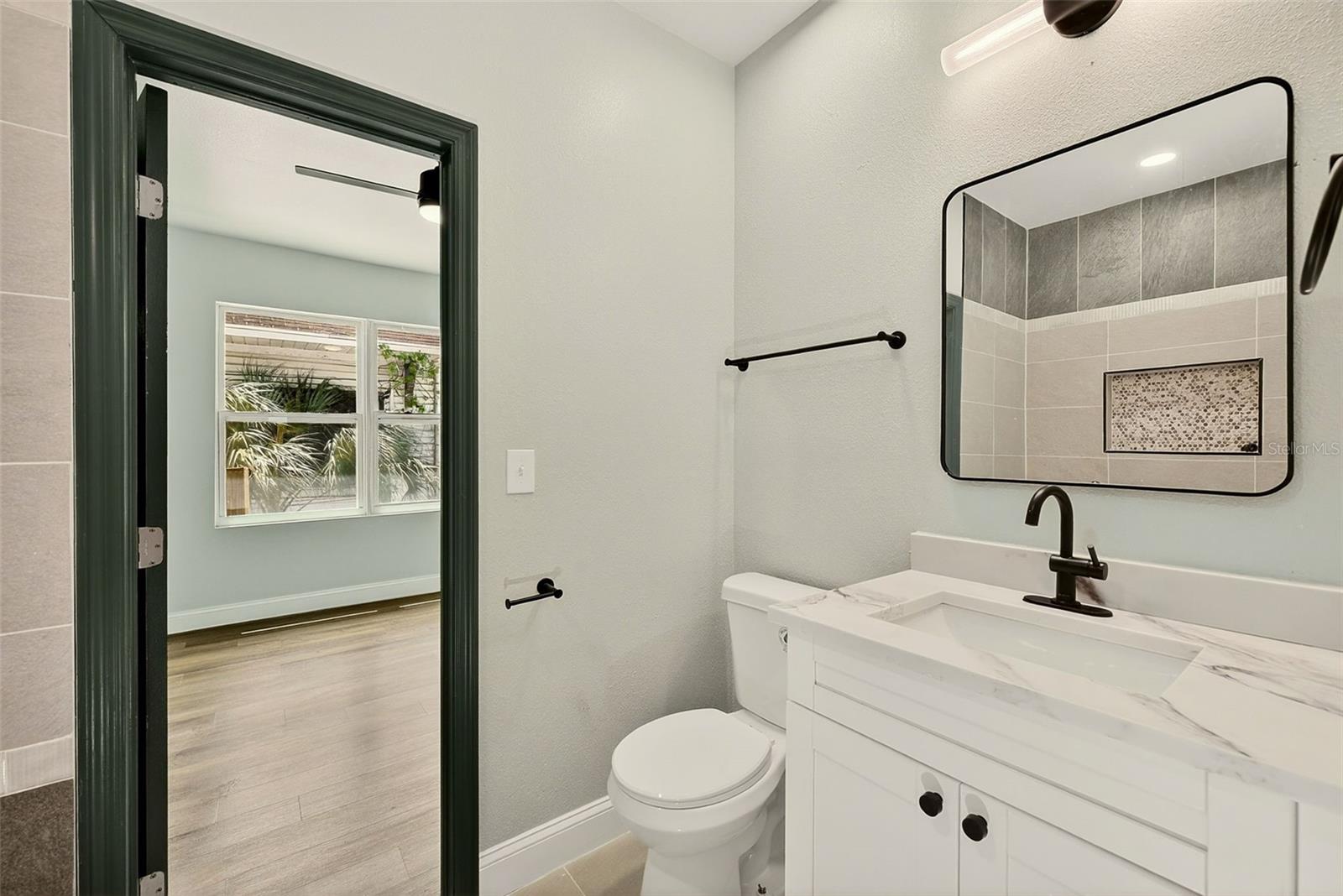 Image 33 of 35 For 206 Macdill Avenue