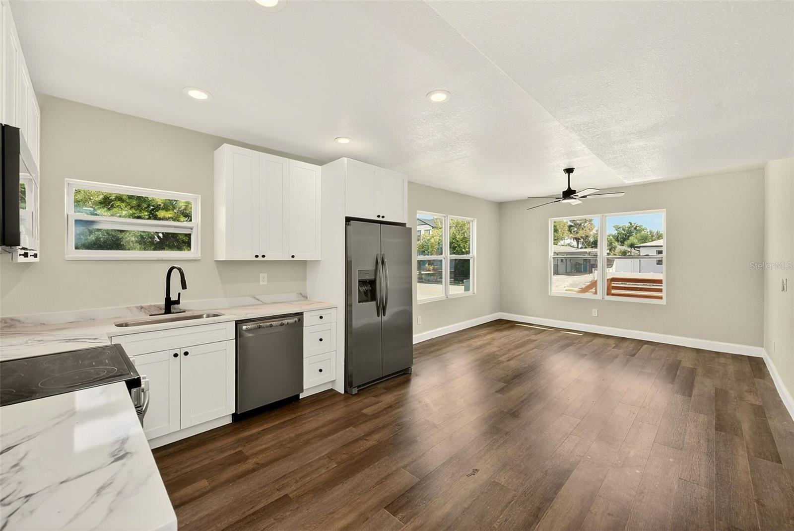 Image 5 of 35 For 206 Macdill Avenue