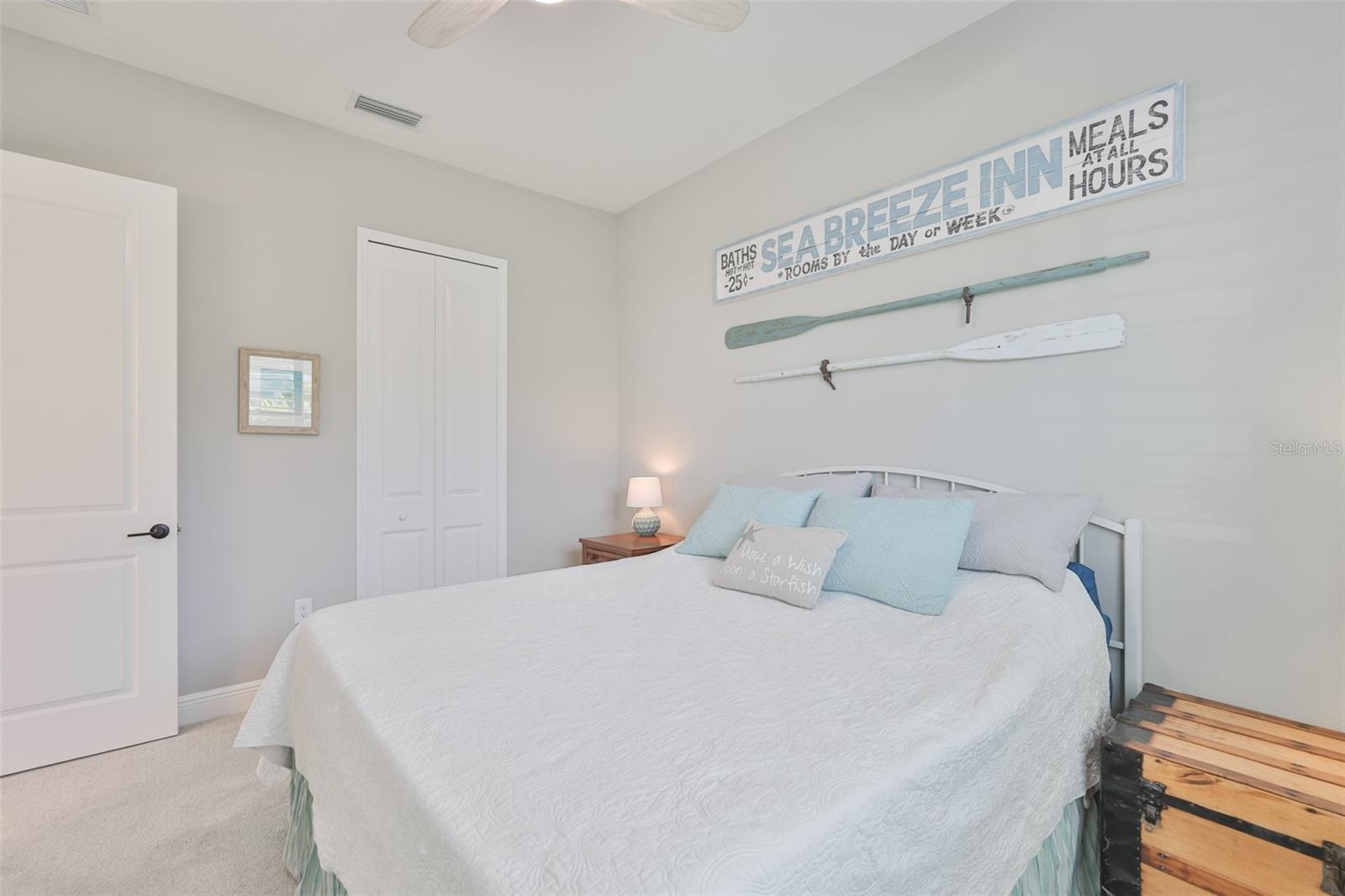 Image 32 of 74 For 14264 Skipping Stone Loop