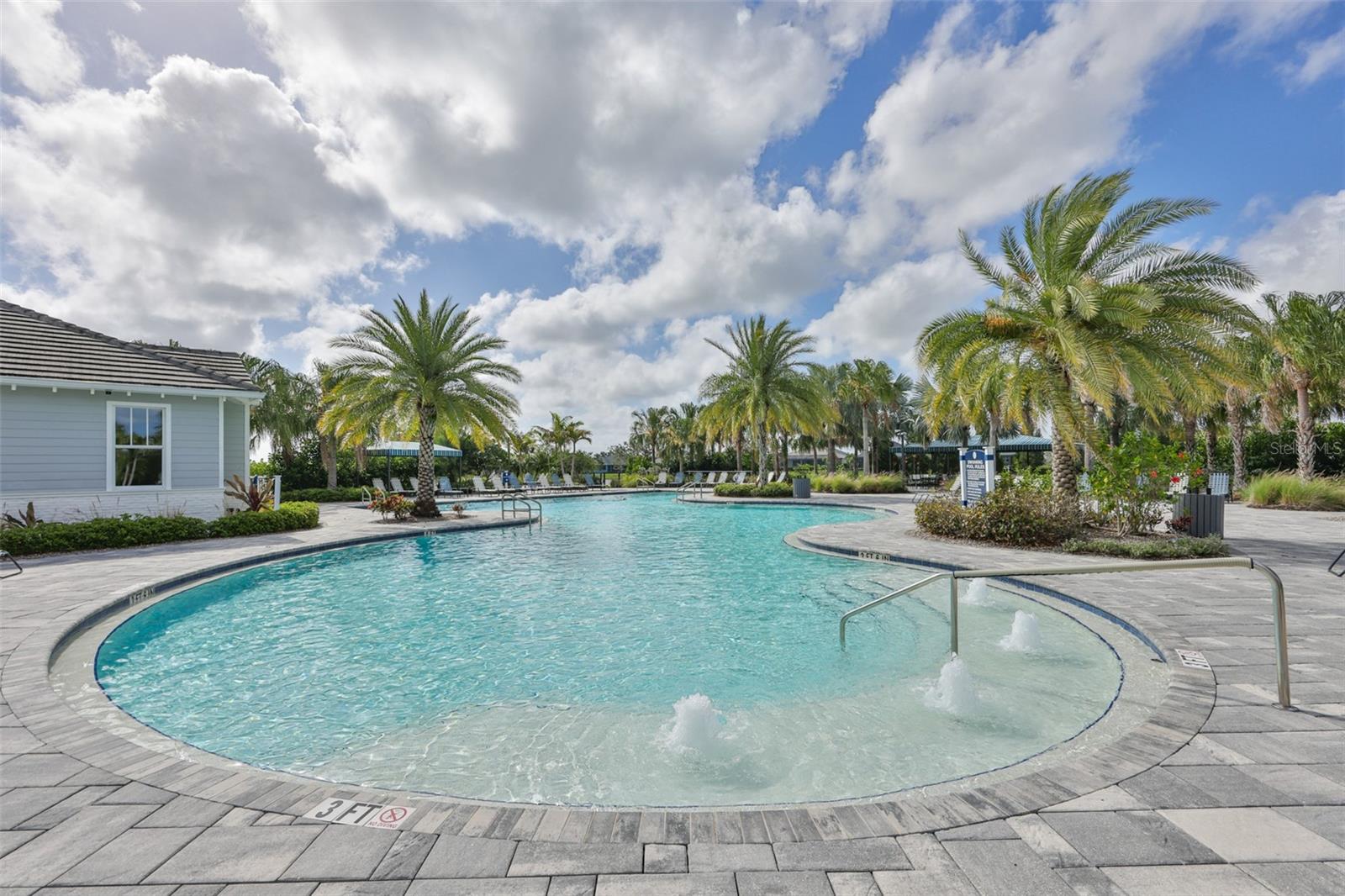 Image 65 of 74 For 14264 Skipping Stone Loop