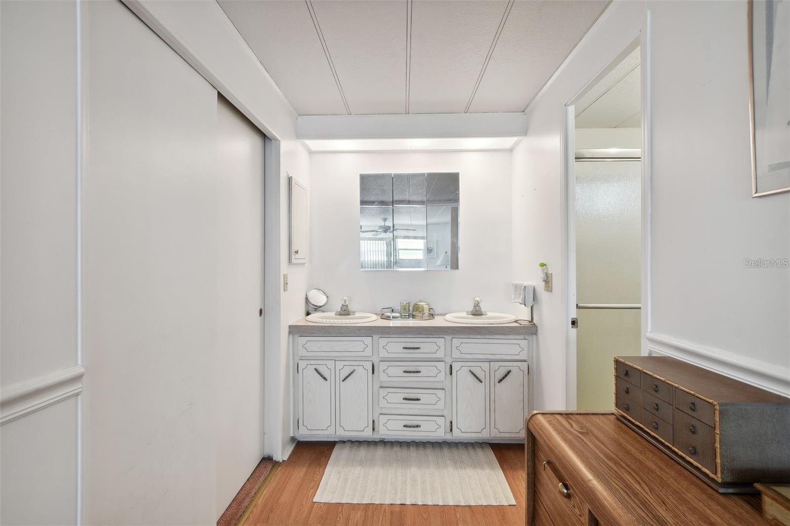 Image 14 of 22 For 13225 101st Street 116