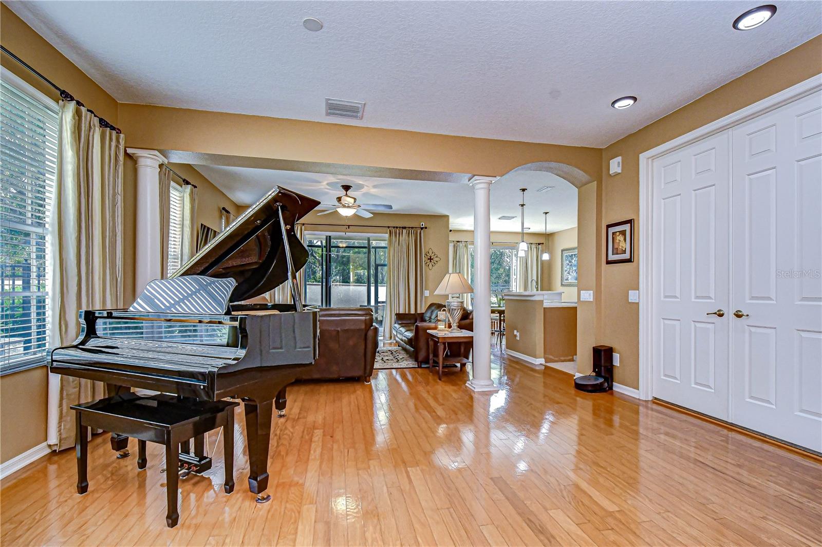 Image 7 of 60 For 14507 Mirabelle Vista Circle