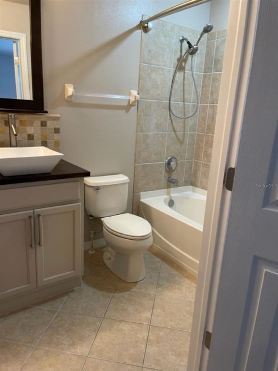 Image 15 of 22 For 2950 Willowleaf Lane