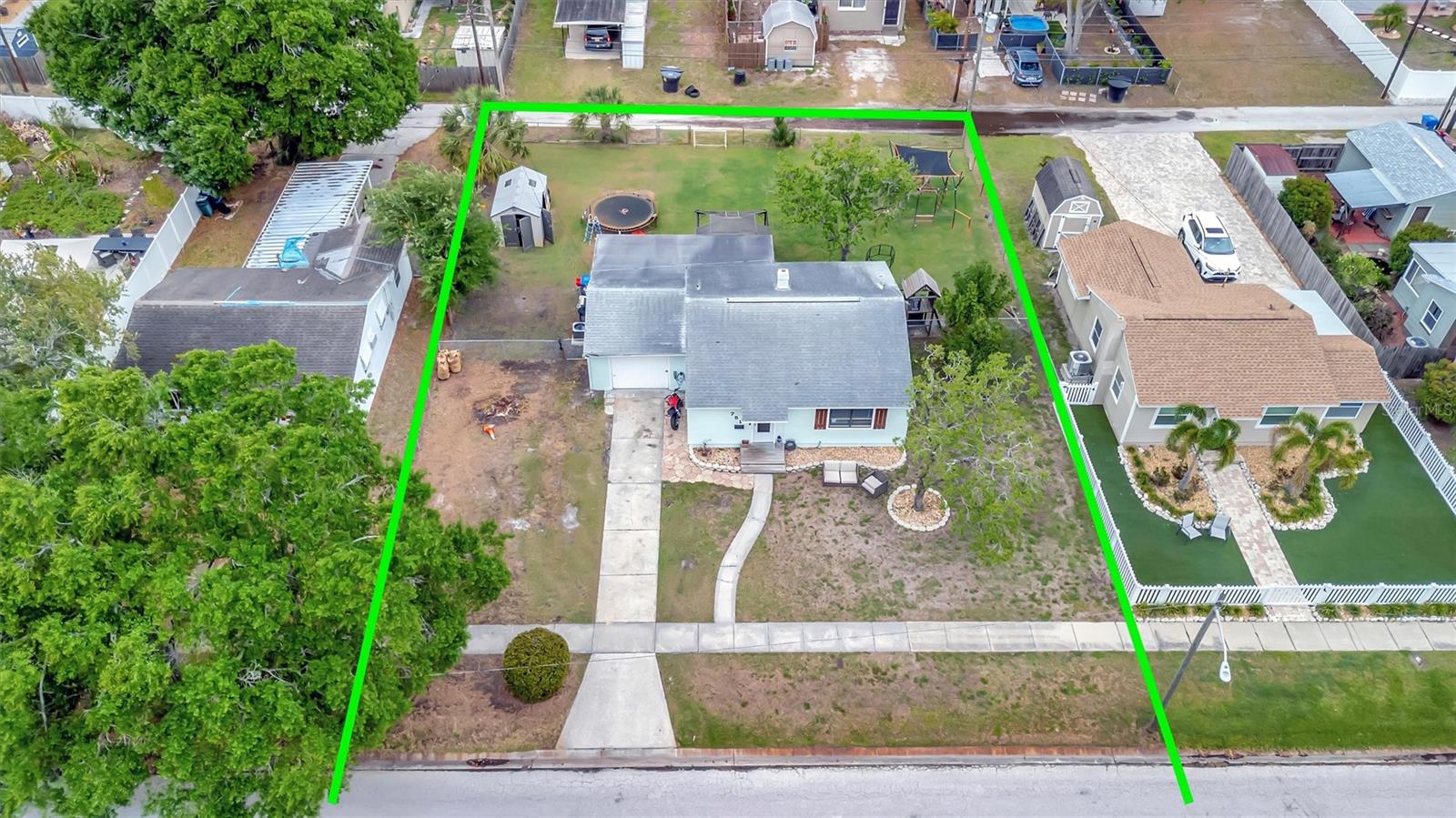 Image 2 of 17 For 751 53rd Avenue N