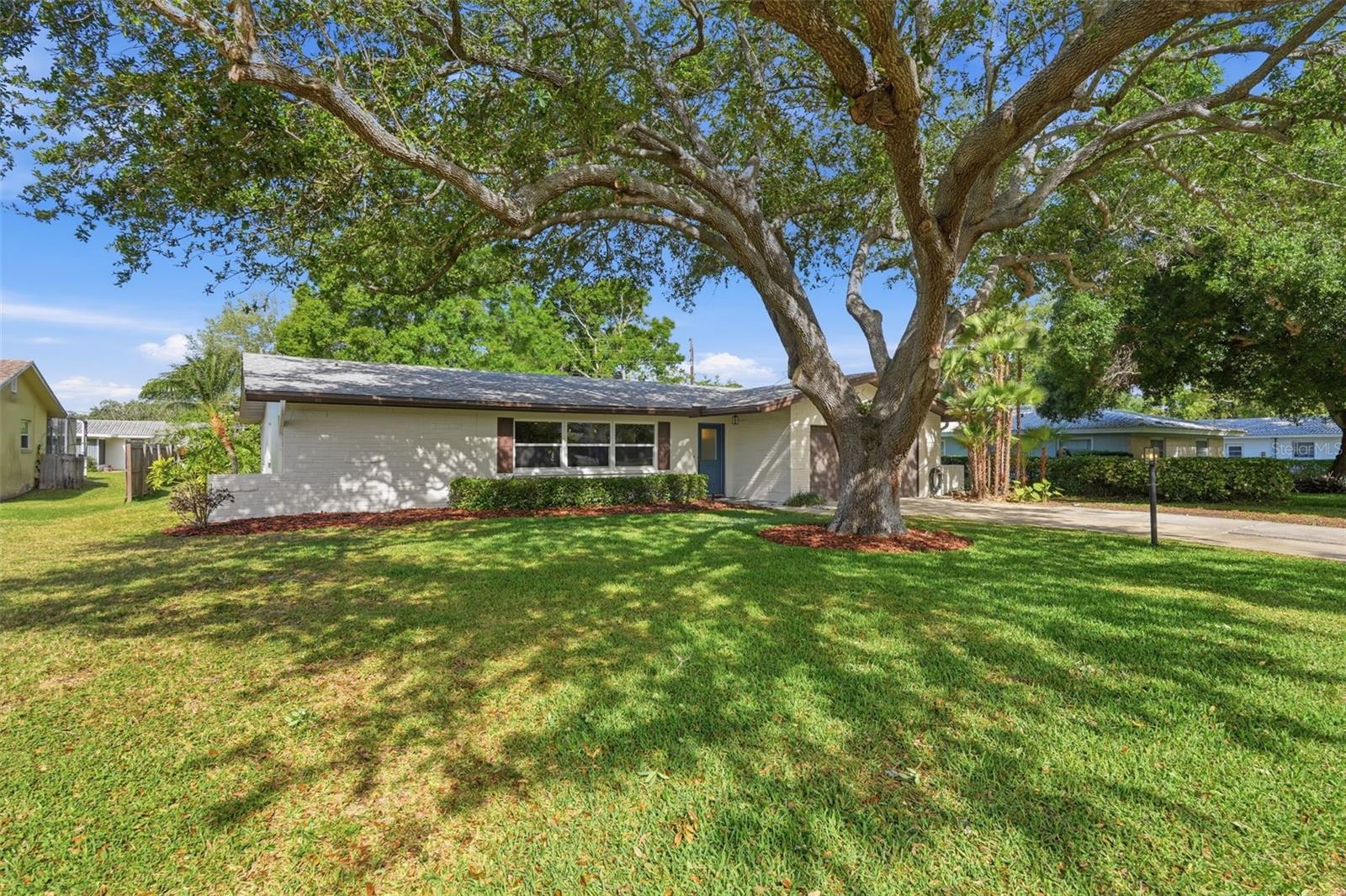 Image 48 of 53 For 2150 Sarazen Drive