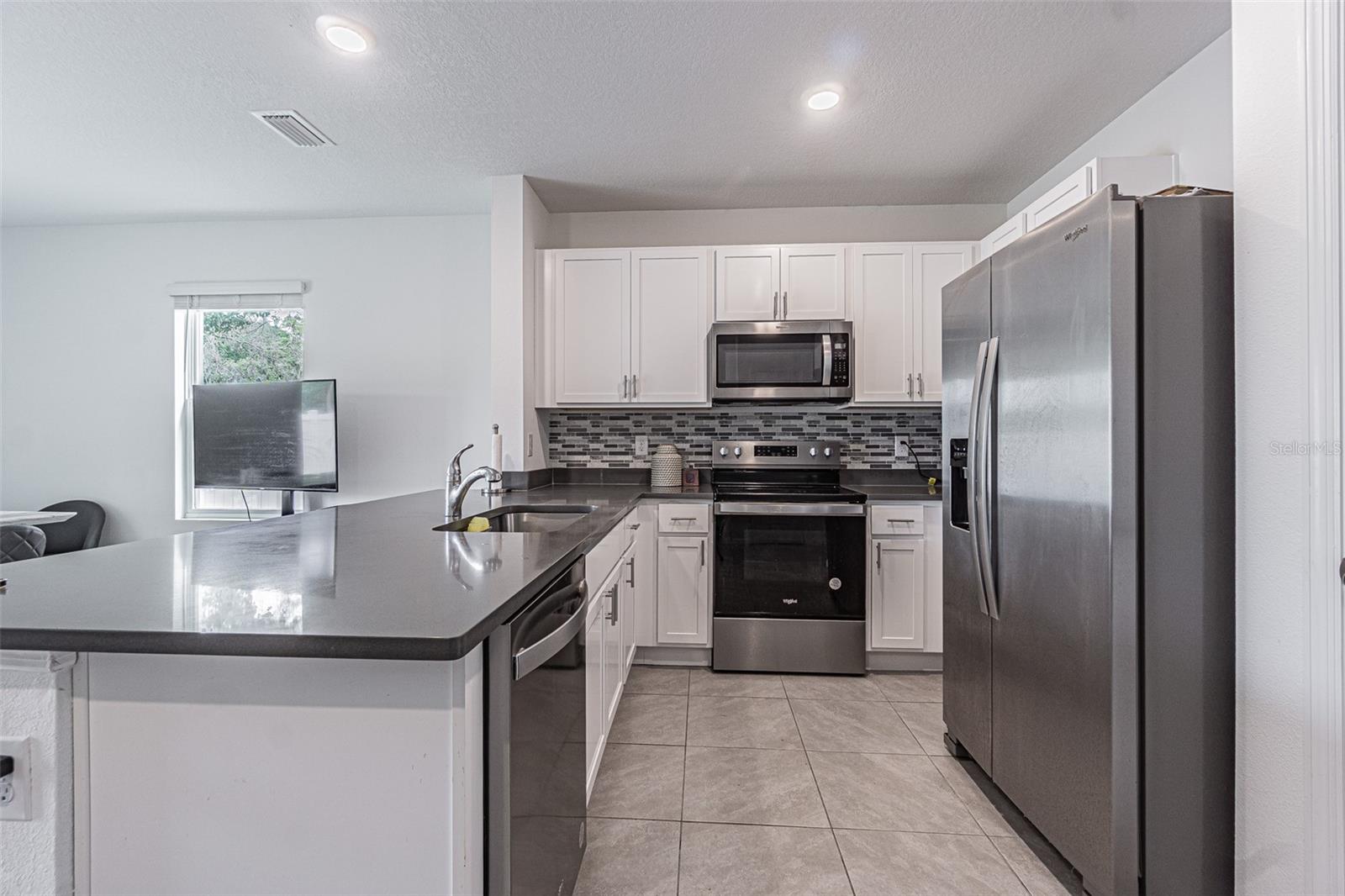 Image 7 of 19 For 6358 Sophie Oaks Court