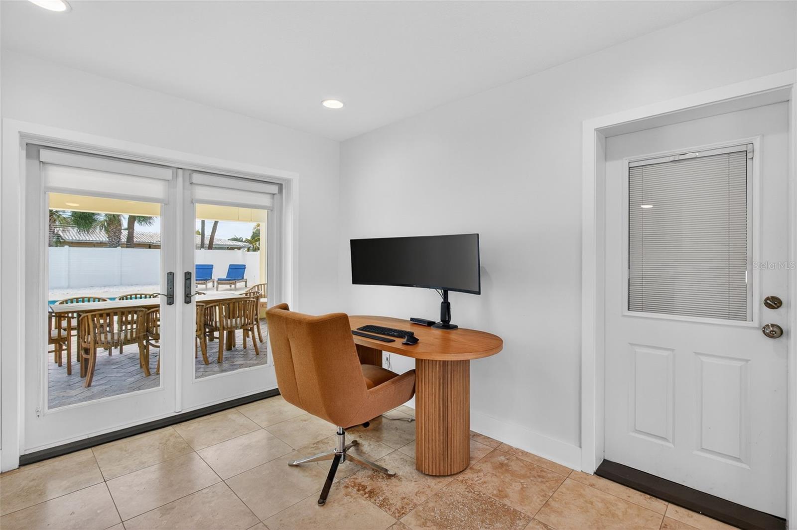 Image 10 of 39 For 517 39th Avenue