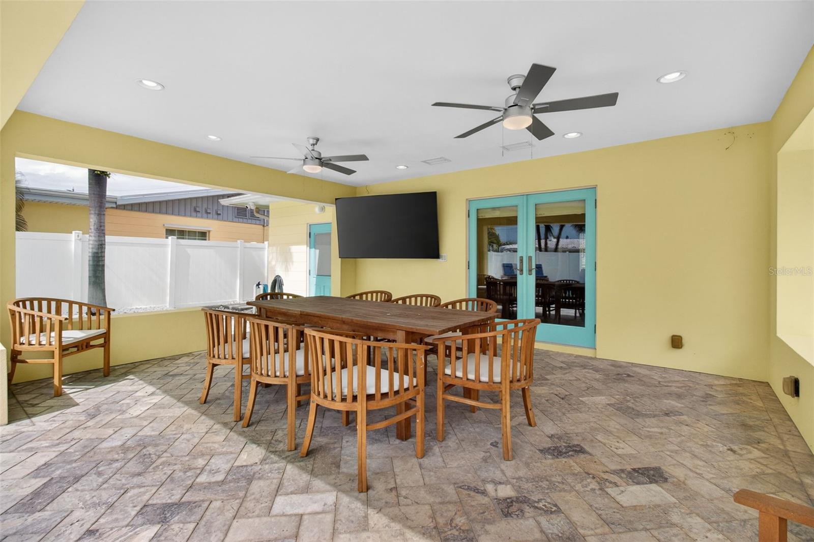 Image 20 of 39 For 517 39th Avenue