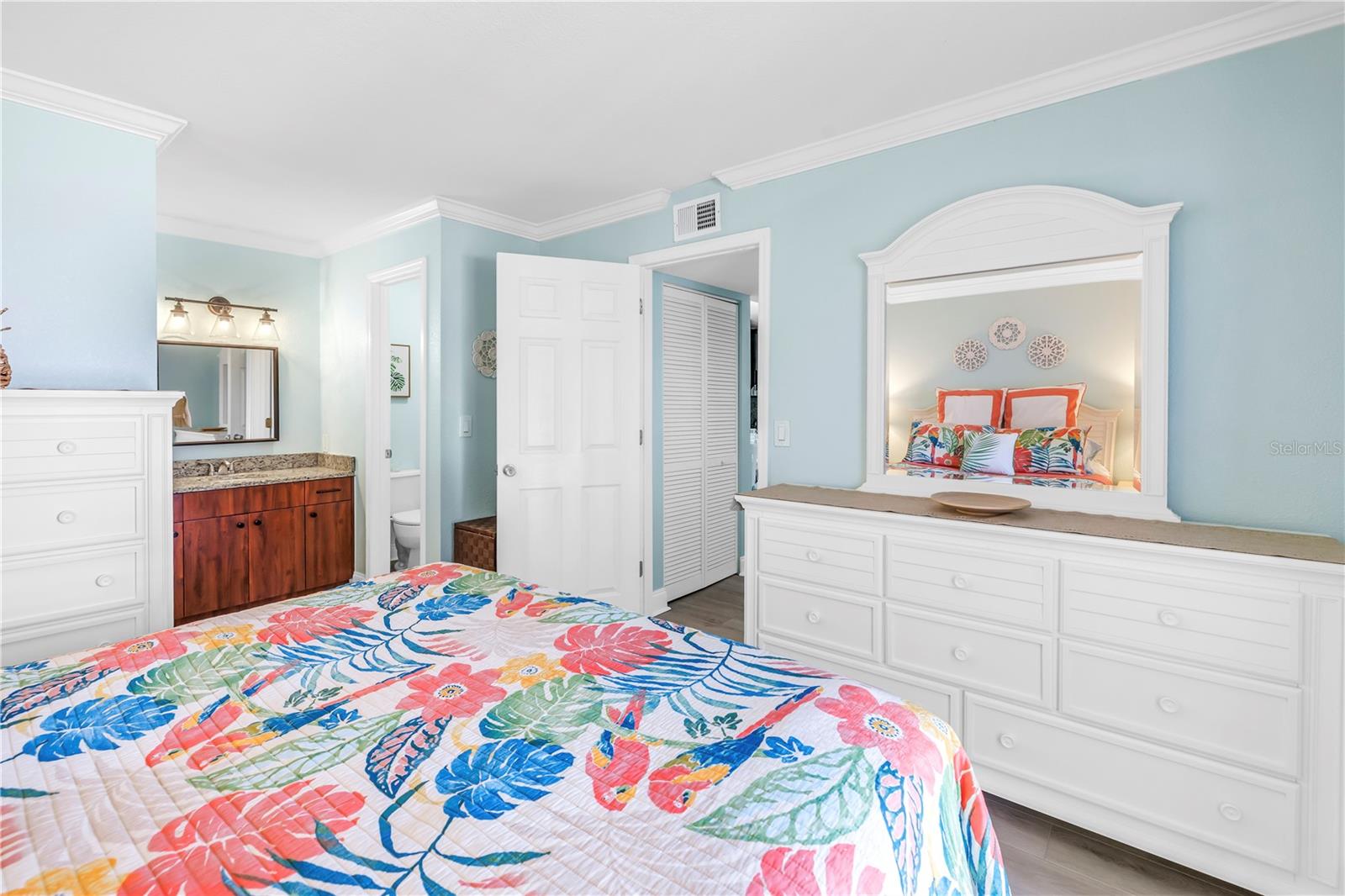 Listing photo id 9 for 455 Alt 19 S 266